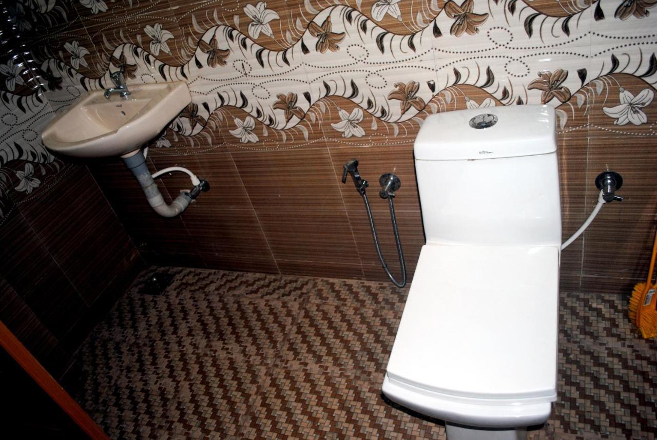 Nice Villa Irimbranallur エクステリア 写真